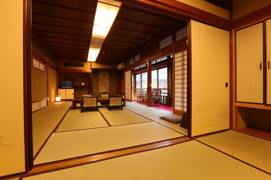 Mikiya Otel Toyooka  Oda fotoğraf