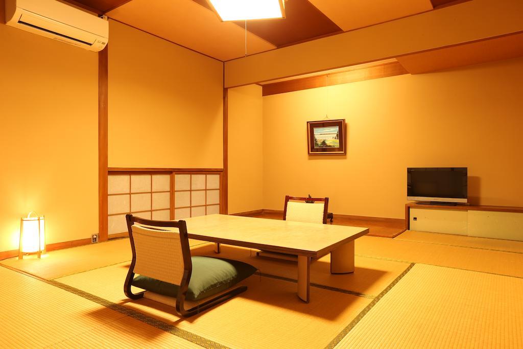Mikiya Otel Toyooka  Oda fotoğraf